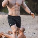 Nezávislý senátor David Pocock zdieľal svoje vyčerpávajúce cvičenie na Instagrame - a bývalý kapitán Wallabies sa jasne udržiaval vo forme (na obrázku) odkedy v roku 2019 odišiel z medzinárodného rugby.