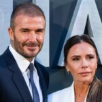 David Beckham (L) a Michael Owen (R) počas tréningu Anglicka na Old Trafford 25. marca 2005 v Manchestri v Anglicku.