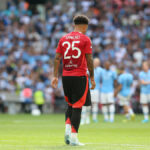 Nechcená hviezda Manchestru United čelí veľkému kameňu úrazu pri odchode