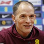 Thomas Tuchel svojim hráčom poradil, aby radšej bránili menej urputne, než aby dostali červenú kartu