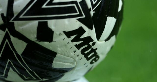 Neligový zápas prerušený po „sexistickom komentári“ rozhodkyni | Futbal | Neligový zápas prerušený po „sexistickom komentári“ rozhodkyni | Futbal | Šport