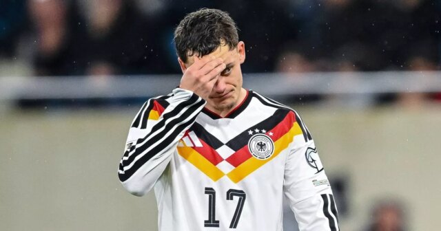 Nemecké médiá narážajú na „slabého“ Floriana Wirtza, zatiaľ čo trápenie Florian Wirtz z Nemecka gestikuluje počas kvalifikačného zápasu majstrovstiev sveta 2026 medzi Luxemburskom a Nemeckom na Stade de Luxembourg 14. novembra 2025 v Luxemburgu.