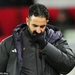 Ruben Amorim bol povolaný Jamiem Carragherom za jeho vytrvalú oddanosť svojej formácii