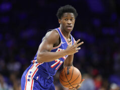 Nervózne rozhodnutie VJ Edgecombe, keď sa pripojí k Embiid a 2 ďalším vs. Heat (23. novembra) logo pochodového šialenstva