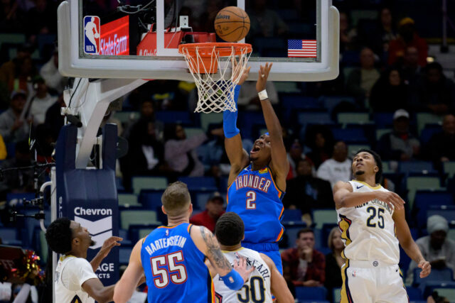 New Orleans Pelicans vs OKC Thunder predpokladané štartovacie zostavy a logo pochodového šialenstva
