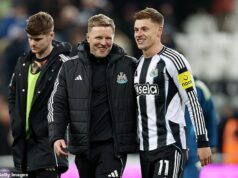 Newcastle 2:1 Man City: Dvojgólový hrdina Harvey Barnes zaháňa oblaky, keď Eddie Howe prelomil svoju 19-zápasovú hlúposť proti tímu Pepa Guardiolu Na 19. pokus v Premier League to bolo pre Howea prvé víťazstvo nad Manchestrom City