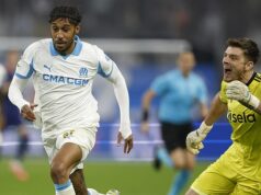 Nick Pope CHYBÍ súboj Newcastlu s Evertonom kvôli novému zraneniu len pár dní po kvílení Ligy majstrov v Marseille Nick Pope (vpravo) vynechal zápas proti Evertonu pre zranenie, niekoľko dní po jeho zavýjaní proti Marseille