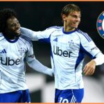 Nico Paz oslavuje gól pre Como