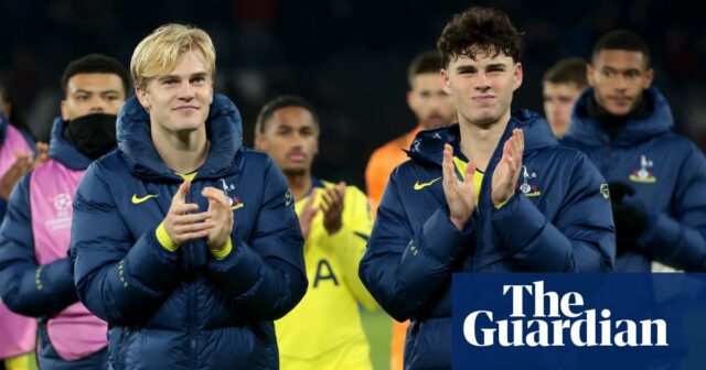 'Nie dosť dobrý': Archie Grey tvrdohlavo porazil porážky Spurs, ale našiel pozitíva z výletu PSG | Tottenham Hotspur
