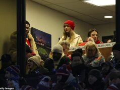 Nočná mora Taylor Swift Bills sa znovu objavuje… a to by mohlo vysvetliť jej absenciu v poslednom zápase Travisa Kelcea Taylor Swift v januári 2024 v Buffale sleduje snúbenca Travisa Kelcea a náčelníkov.