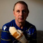 Stephen Crean, zblízka obrázok v bare