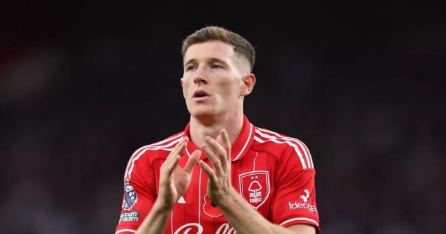 Nottingham Forest rozhodol o prestupe Elliota Andersona, keďže Man Utd Elliot Anderson