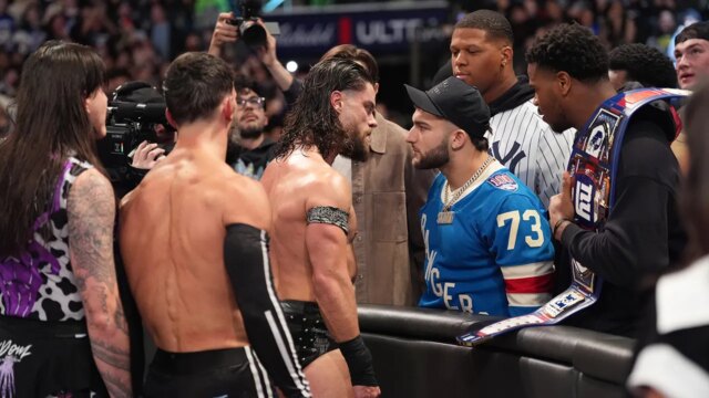 Nováčik Giants Cam Skattebo bojuje s hviezdami WWE v Madison Nováčik Giants Cam Skattebo bojuje s hviezdami WWE v Madison Square Garden