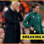 Arne Slot sleduje porážku Liverpoolu vs PSV