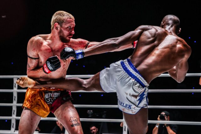 ONE Fight Night 37: Oči Luka Lesseiho sa zhodujú s ONE Fight Night 37: Oči Luka Lesseiho sa zhodujú s Bamparou Kouyate, ak prekoná Nico Carrillo: "Stále ho skoro mal"