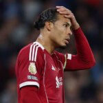 Virgil van Dijk z Liverpoolu počas zápasu Premier League medzi Manchestrom City a Liverpoolom na Etihad Stadium 9. novembra 2025 v Manchestri v Anglicku.