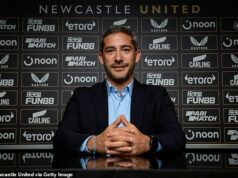 Obchodný riaditeľ Newcastle United Peter Silverstone opúšťa klub po 100-dňovom hodnotení nového generálneho riaditeľa Peter Silverstone opustí Newcastle United a dostal záhradnícku dovolenku