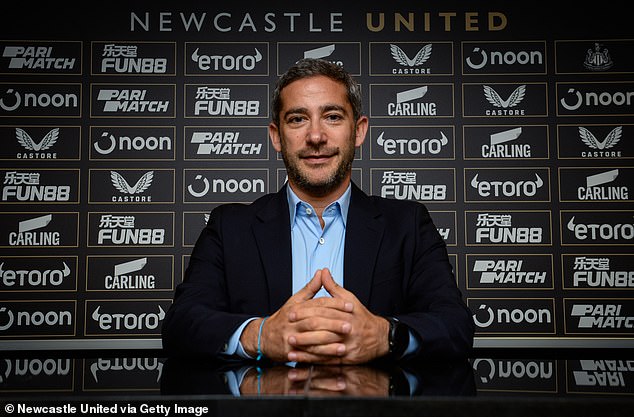 Obchodný riaditeľ Newcastle United Peter Silverstone opúšťa klub po 100-dňovom Peter Silverstone opustí Newcastle United a dostal záhradnícku dovolenku