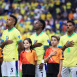 Obranca Realu Madrid odchádza z ihriska zranený počas reprezentačnej služby