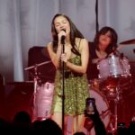 Olivia Rodrigo vystupujúca na festivale Lollapalooza 2025 (obrázok cez Getty)