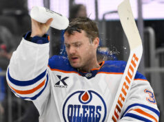 Oilers uvoľnili Calvina Pickarda pred ostrou kritikou za 0,800 SV % pri prehre 5:4 s Blue Jackets Oilers uvoľnili Calvina Pickarda pred ostrou kritikou za 0,800 SV % pri prehre 5:4 s Blue Jackets