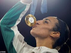 Olympijská boxerka Imane Khelif prerušila mlčanie, aby oznámila plán vrátiť sa na hry a obhájiť titul – a hovorí, že má „prekvapenia“, ktoré jej pomôžu vrátiť sa napriek sexuálnym testom a hrozbe zákazu Imane Khelifová získala zlato v Paríži pod mrakom kontroverzií a plánuje obhájiť titul