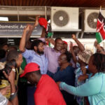 Oslobodení kenskí aktivisti tvrdia, že po mesiaci vo väzbe v Ugande bolo zle zaobchádzané | vláda