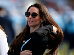 Pablo Torre pozýva GF Jordon Hudson z Billa Belichicka ako hosťa po 24-ročných disses podcastera logo pochodového šialenstva