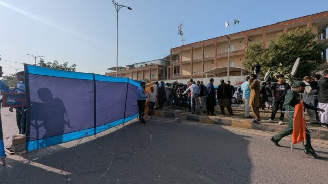 Pakistan hovorí, že za bombovým útokom v Islamabáde sú „India proxy“: Čo zatiaľ vieme | Správy o ozbrojených skupinách
