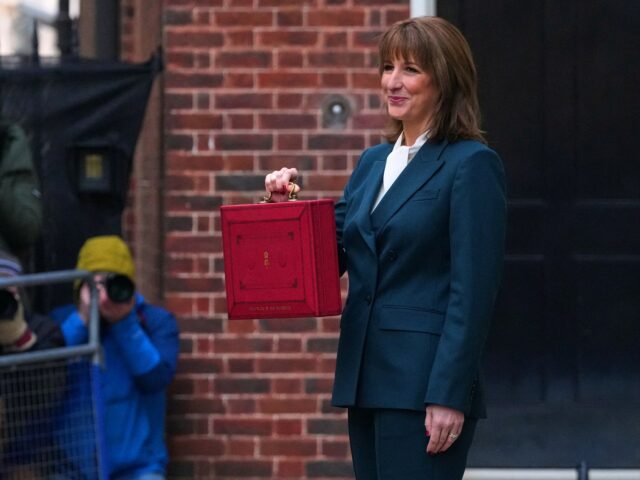 Päť kľúčových poznatkov z daňového a výdavkového rozpočtu Spojeného kráľovstva | Politické správy
