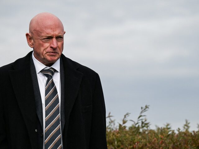 Pentagon tvrdí, že vyšetruje amerického senátora kvôli videu o „nezákonných príkazoch“ | Správy Donalda Trumpa
