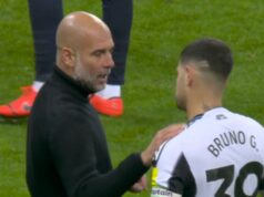 Pep Guardiola odhaľuje, čo SKUTOČNE povedal hviezdam a rozhodcovi Newcastlu v nahnevanej konfrontácii Pep Guardiola hovorí s Brunom Guimaraesom