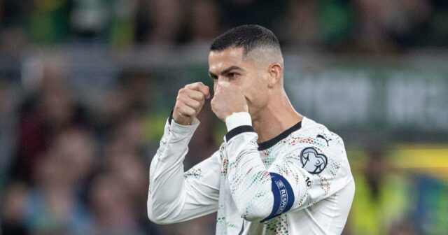 Piers Morgan porovnáva červenú kartu Cristiana Ronalda so súbojom Lionela Piers Morgan porovnáva červenú kartu Cristiana Ronalda so súbojom Lionela Messiho | Futbal | Šport