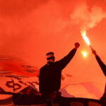 Po incidentoch na štadióne: Chuligáni SGE zaútočili na autobus fanúšikov Stuttgartu