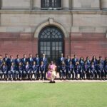 Harmanpreet Kaur s trofejou. (Poďakovanie za obrázky: Getty)