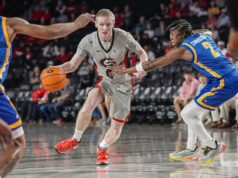 Po prvom veľkom teste má Georgia skóre 5:0 s Florida A&M Basketbal NCAA: Štát Morehead v Georgii