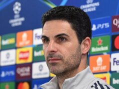 Pracovný postoj Mikela Artetu v Reale Madrid bol prehodnotený, keď prepukol rad Xabiho Alonsa Mikel Arteta hovorí novinárom