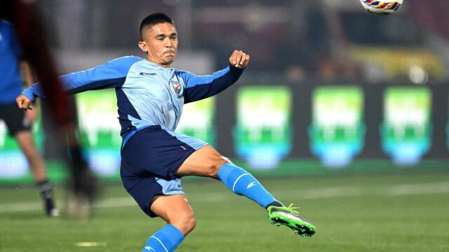 Prečo Sunil Chhetri nehrá v kvalifikácii Bangladéš vs India AFC Asian Cup 2027?
