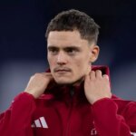 Florian Wirtz počas rozcvičky Liverpoolu.