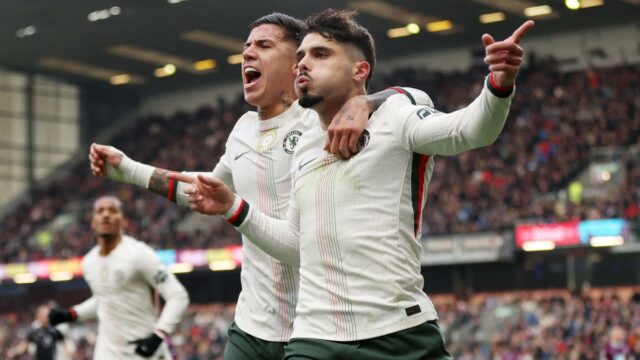 Premier League 2025-26: Chelsea doťahuje náskok na vedúci Arsenal výhrou 2:0 na ihrisku Burnley
