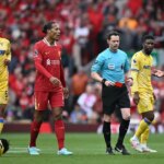 Darren England bol zapletený do niekoľkých kontroverzných incidentov v Liverpoole pred rozhodovaním v zápase Premier League proti West Ham United.