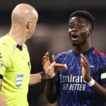 Anthony Taylor rozhodoval začiatkom tejto sezóny súboj Arsenalu s Fulhamom.