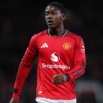 Prestupové klebety, správy: Neapol presadzuje Mainoo z Man United