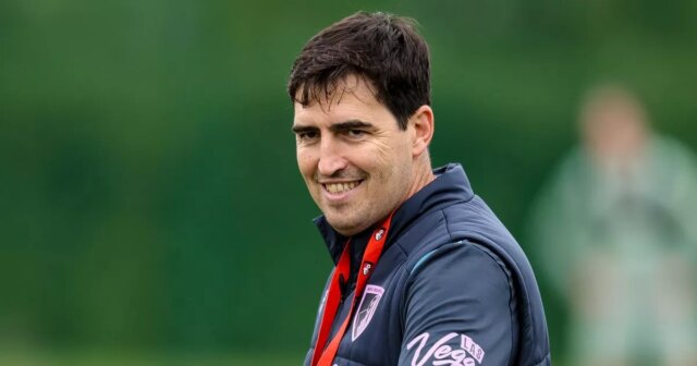 Tréner Bournemouthu Andoni Iraola