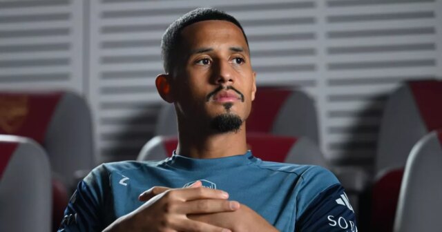 Prijatie Williama Salibu do Realu Madrid ako hviezda Arsenalu posiela William Saliba z Arsenalu