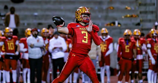 Prípravný rozhovor: Luke Fahey dosiahol školský rekord 569 yardov Prípravný rozhovor: Luke Fahey dosiahol školský rekord 569 yardov