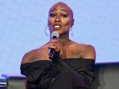 Prvá transgender roztlieskavačka NFL tvrdí o odchode z Panthers Prvá transgender roztlieskavačka NFL tvrdí o odchode z Panthers