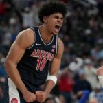 Prvák Koa rašelina vedie Arizona v minulosti vládnucej NCAA CHAMPION FLIDA