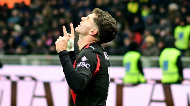 Pulisic a Maignan žiaria, keď Inter vyhrá derby v Miláne 1:0 v Serie A
