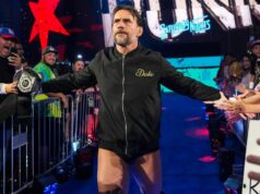 RAW status CM Punk bol odhalený po zisku hlavného titulu RAW status CM Punk bol odhalený po zisku hlavného titulu